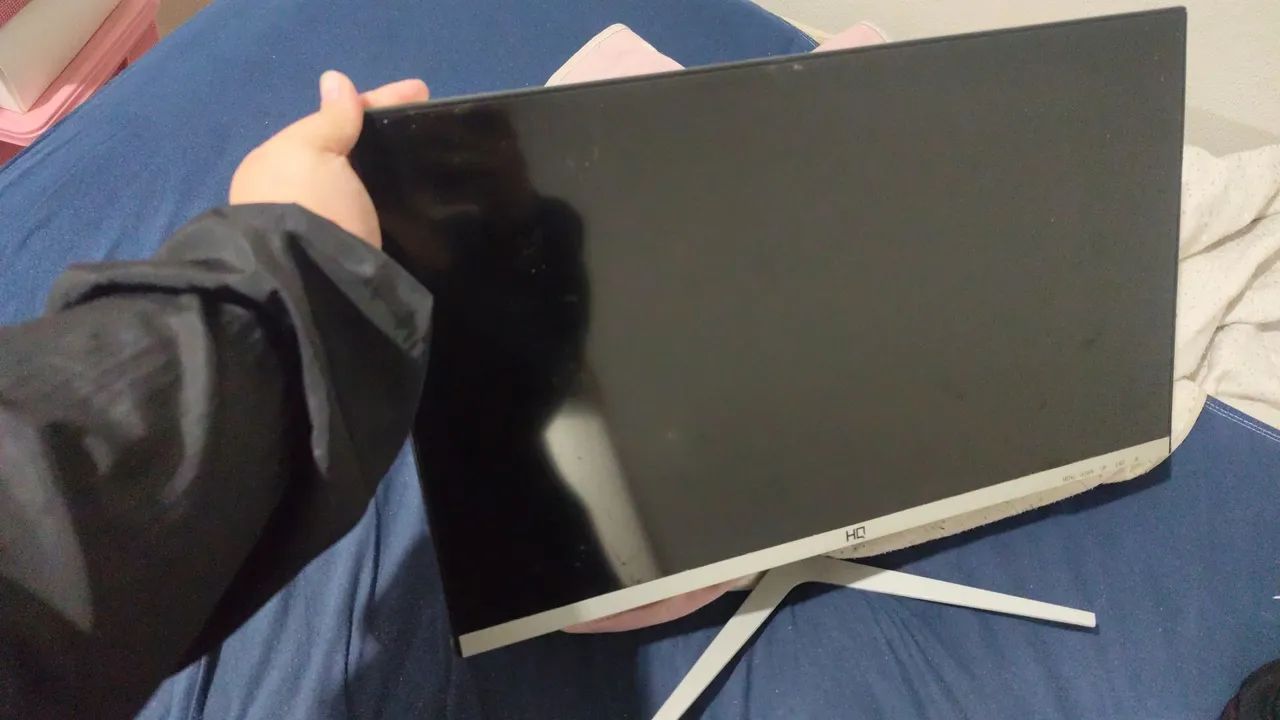 Monitor HQ 21.5''