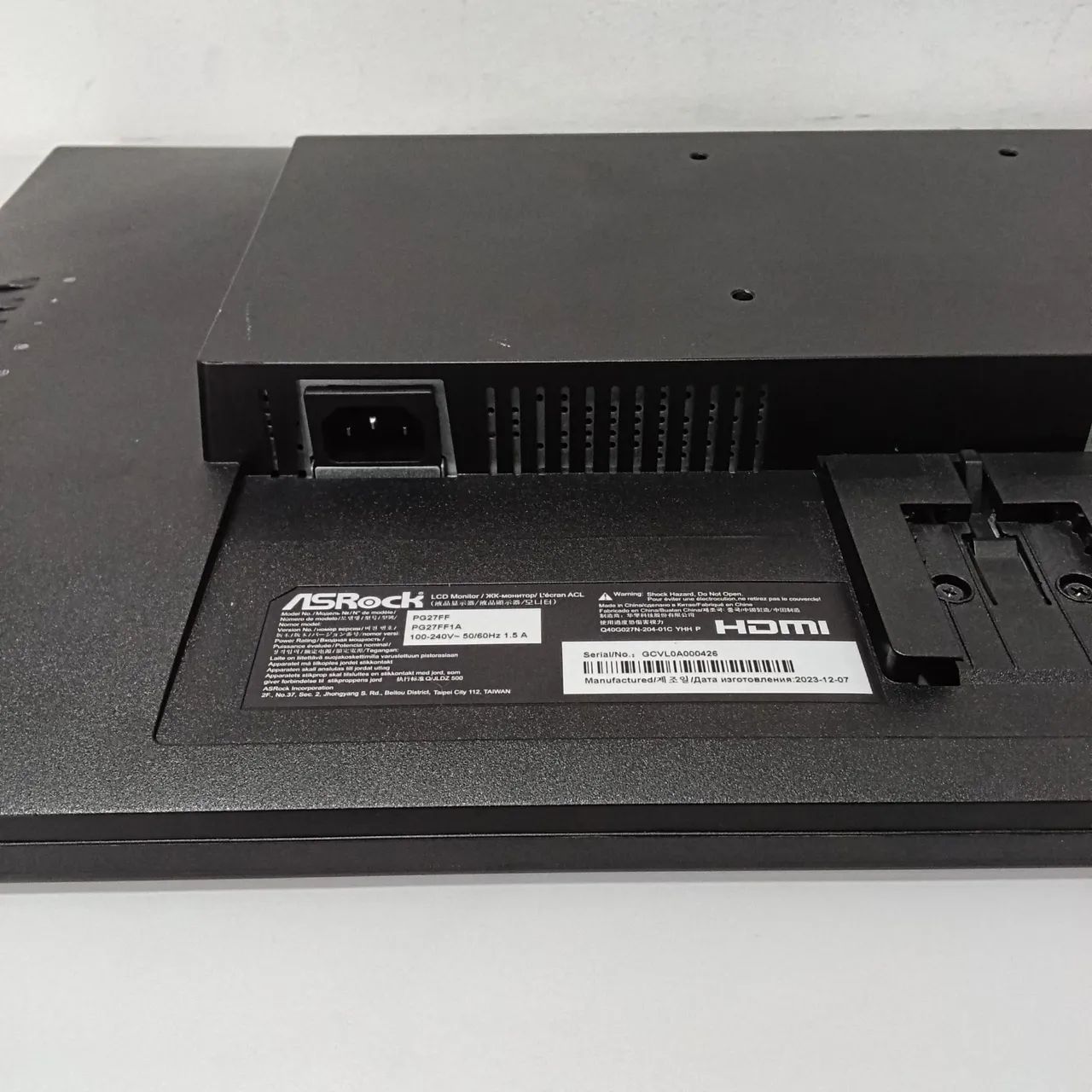 Vendo Monitor Asrock Full HD 27 polegadas Semi novo  - Foto 3
