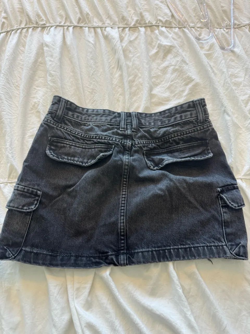 Saia jeans cargo preta  - Foto 2
