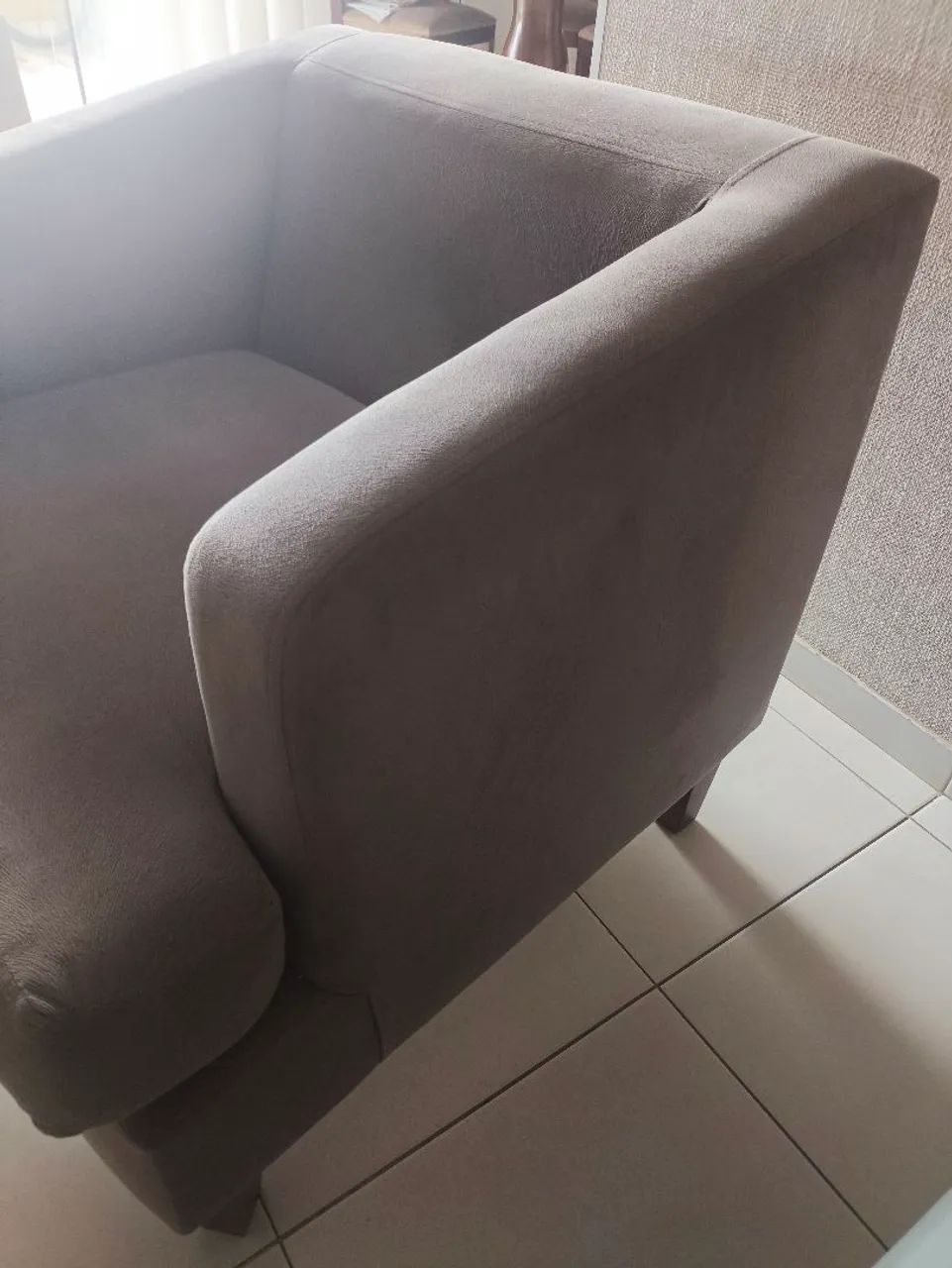 Poltrona em madeira  - Foto 3