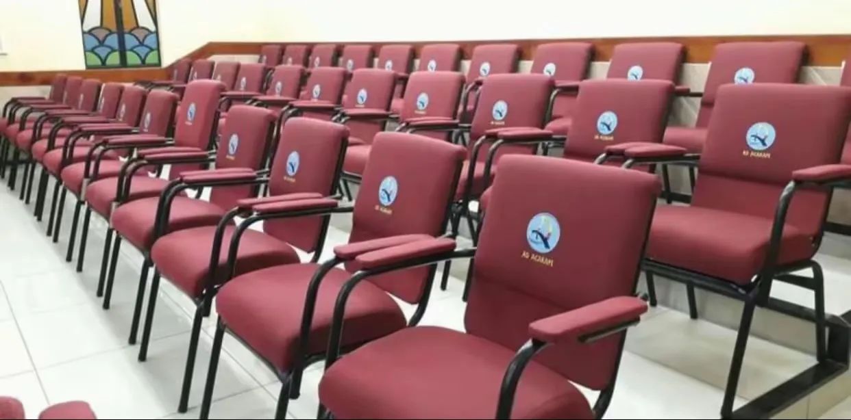 Cadeiras para igreja escola e auditório  - Foto 4