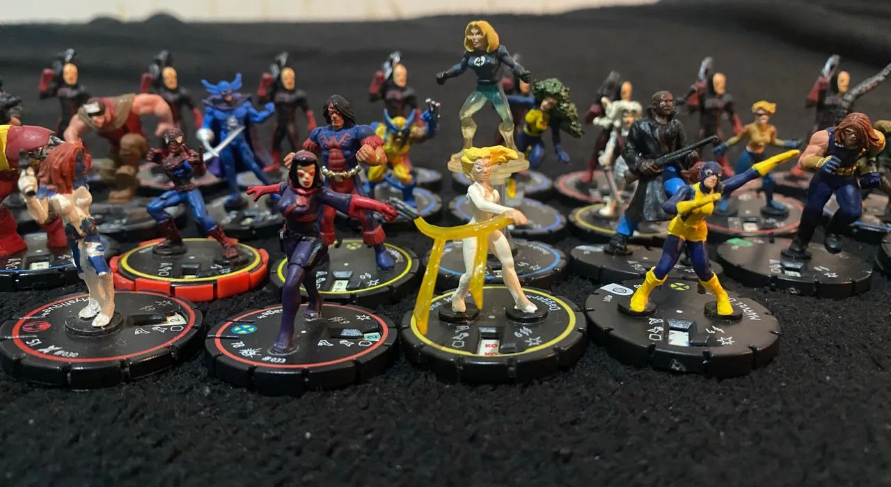 Lote Heroclix - Marvel - 28 Figuras - Foto 2
