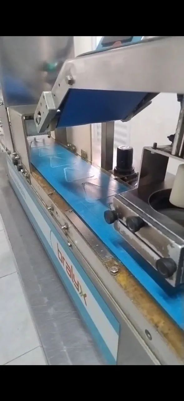 Máquina estampadora de salgados Bralix - Foto 3