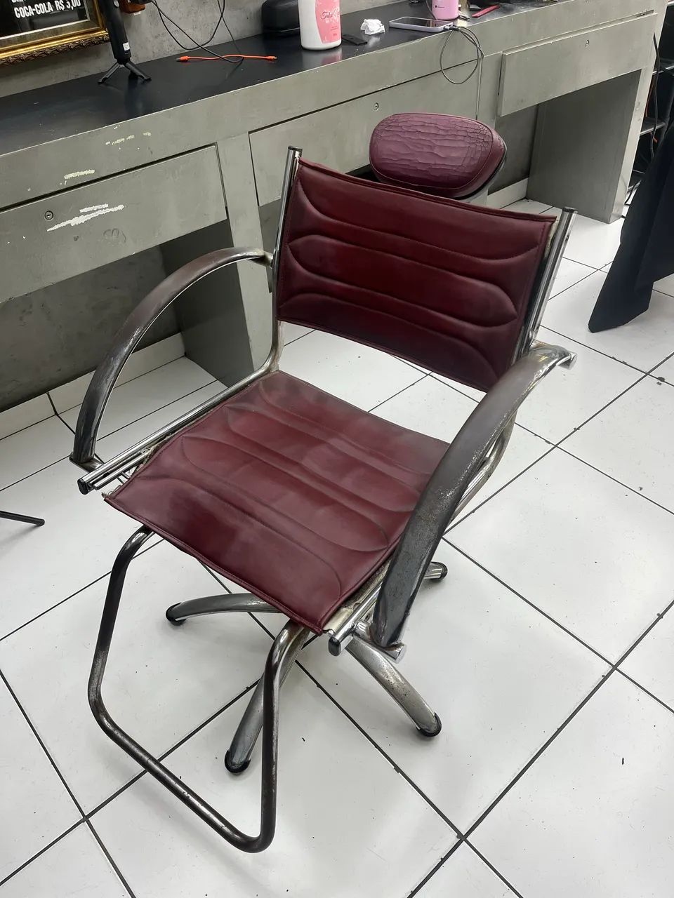 Cadeira Salão de beleza / Barbearia - Foto 2