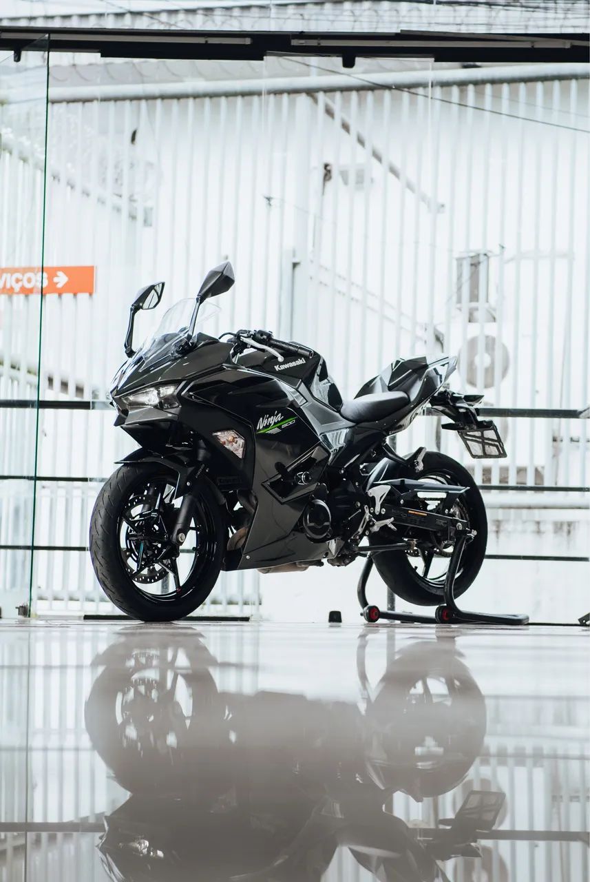 KAWASAKI NINJA 500 (2025)