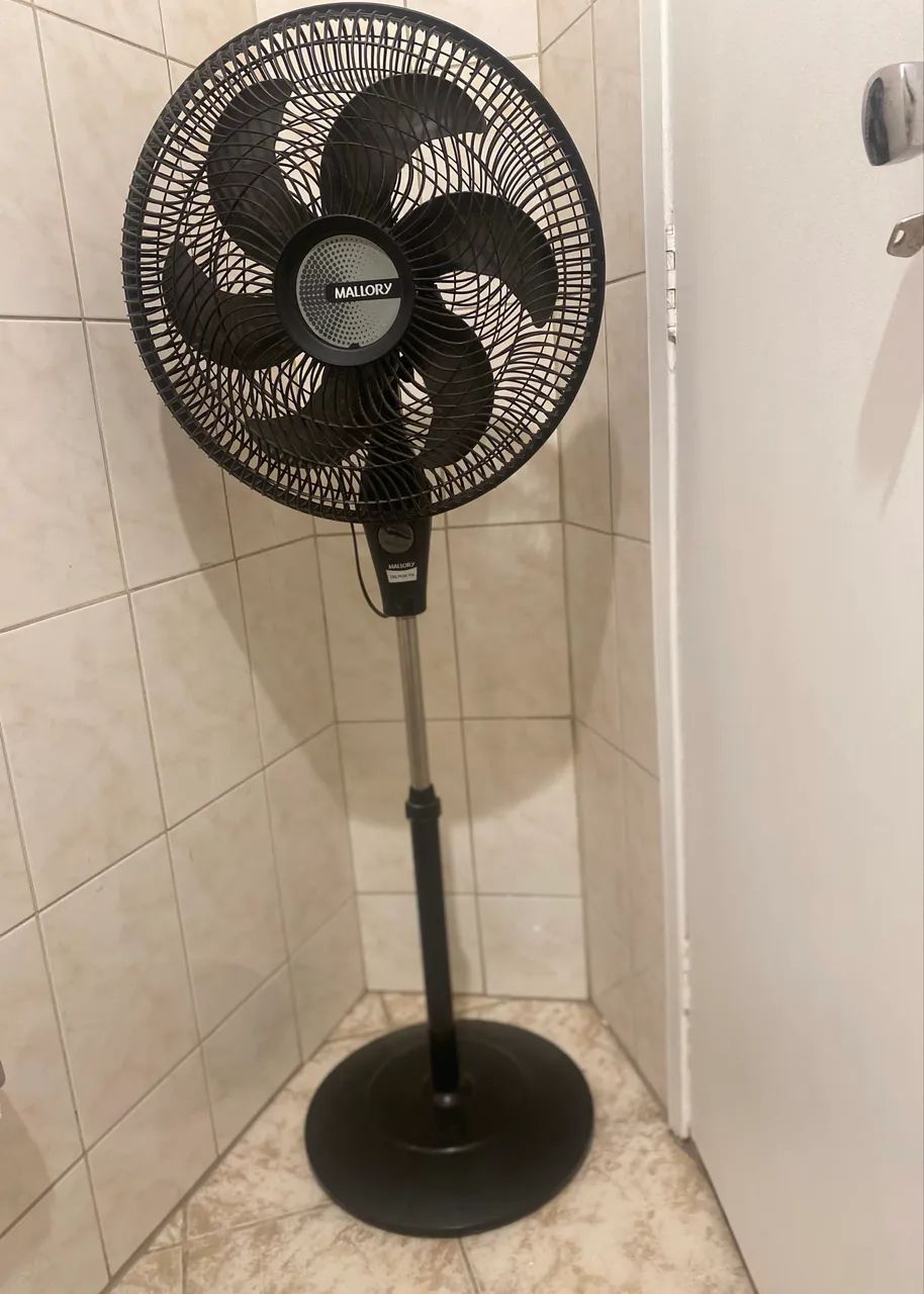 Ventilador de Coluna Mallory Delfos TS+ 126W, Silencioso, Com Hélice de 6 pás 