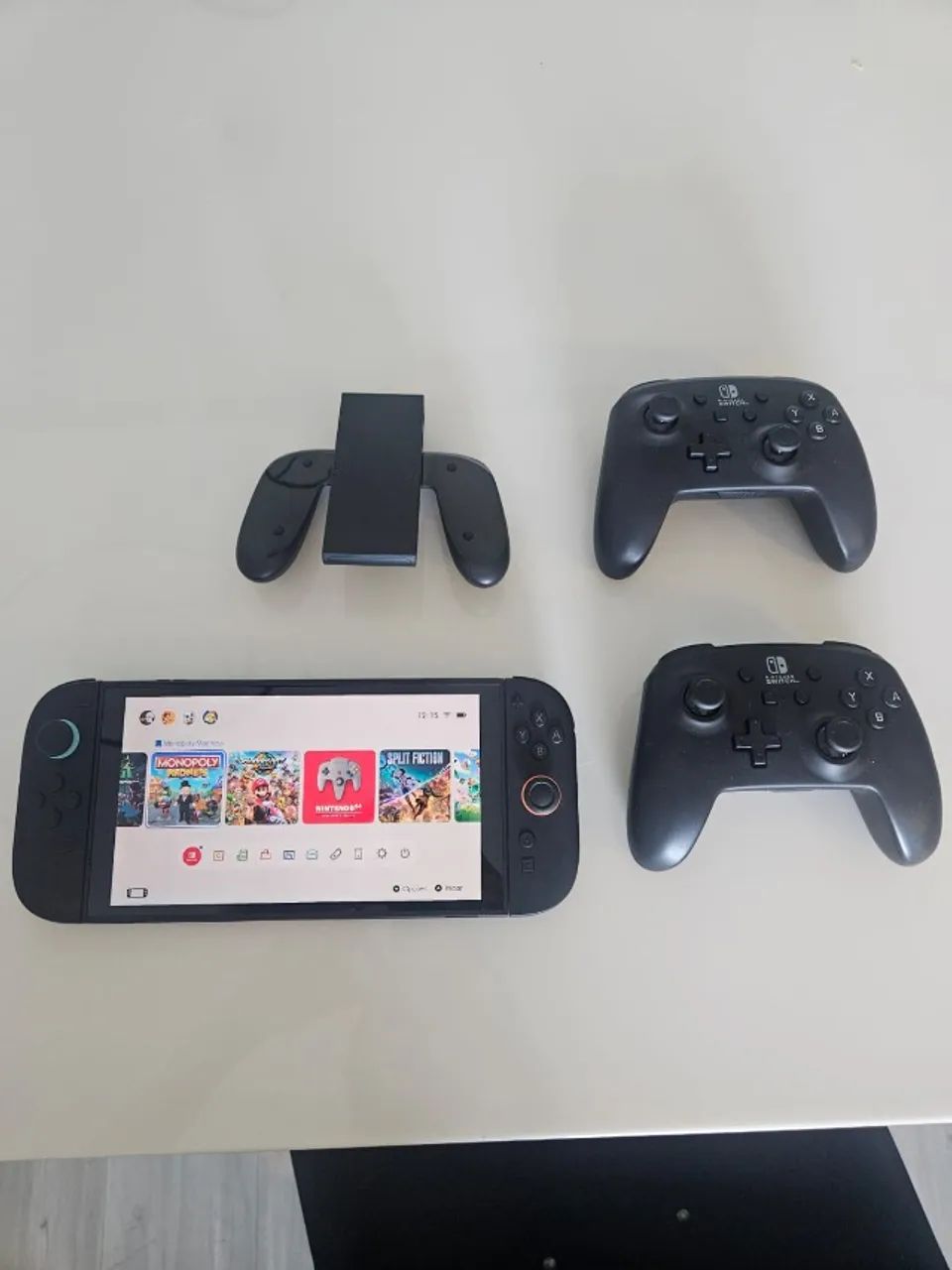 Nintendo Switch 2 + 2 controles extras