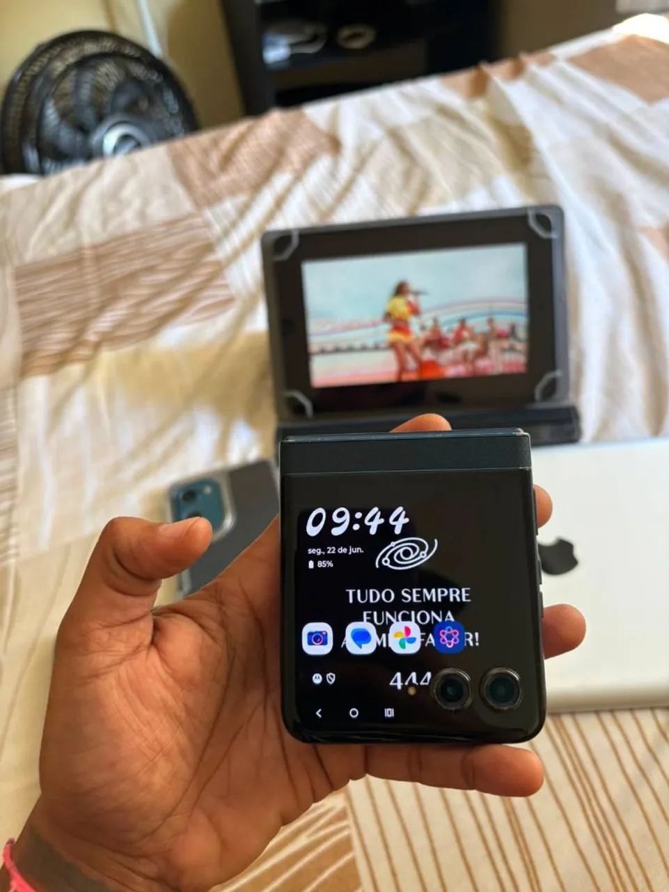 MOTO RAZR 60 256GB - Foto 4