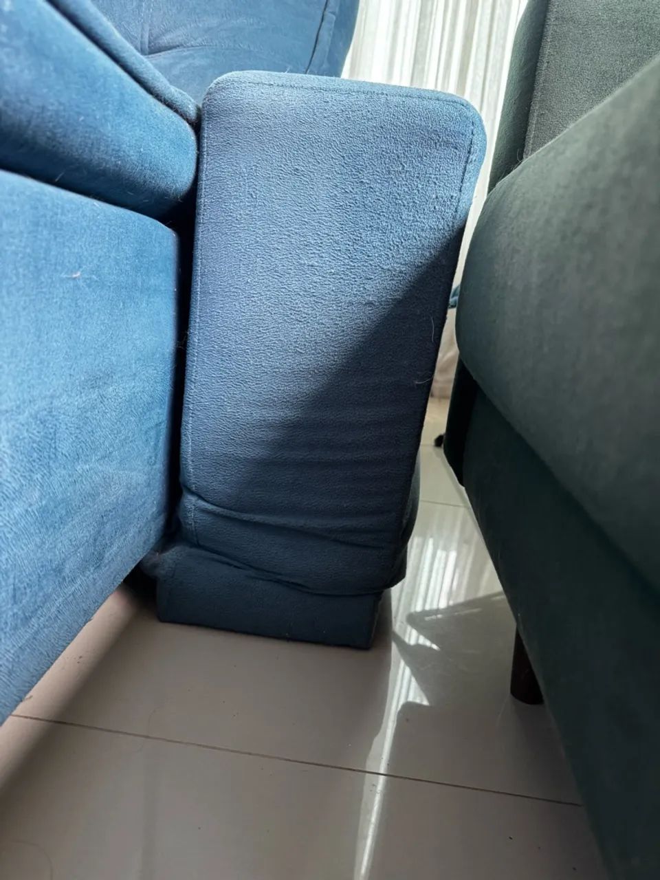 Sofá azul DOAÇÃO - Foto 2