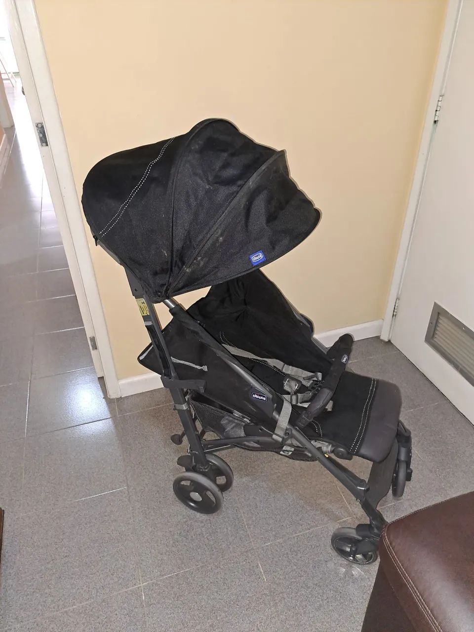 Carrinho lite way chicco completo excelente estado. Capa chuva transparente. - Foto 4
