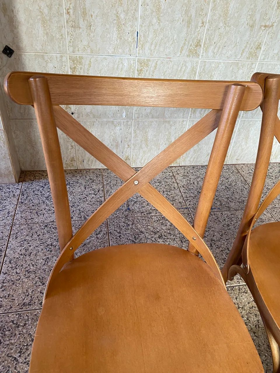 6 cadeiras de jantar de madeira maciça Katrina  - Foto 2
