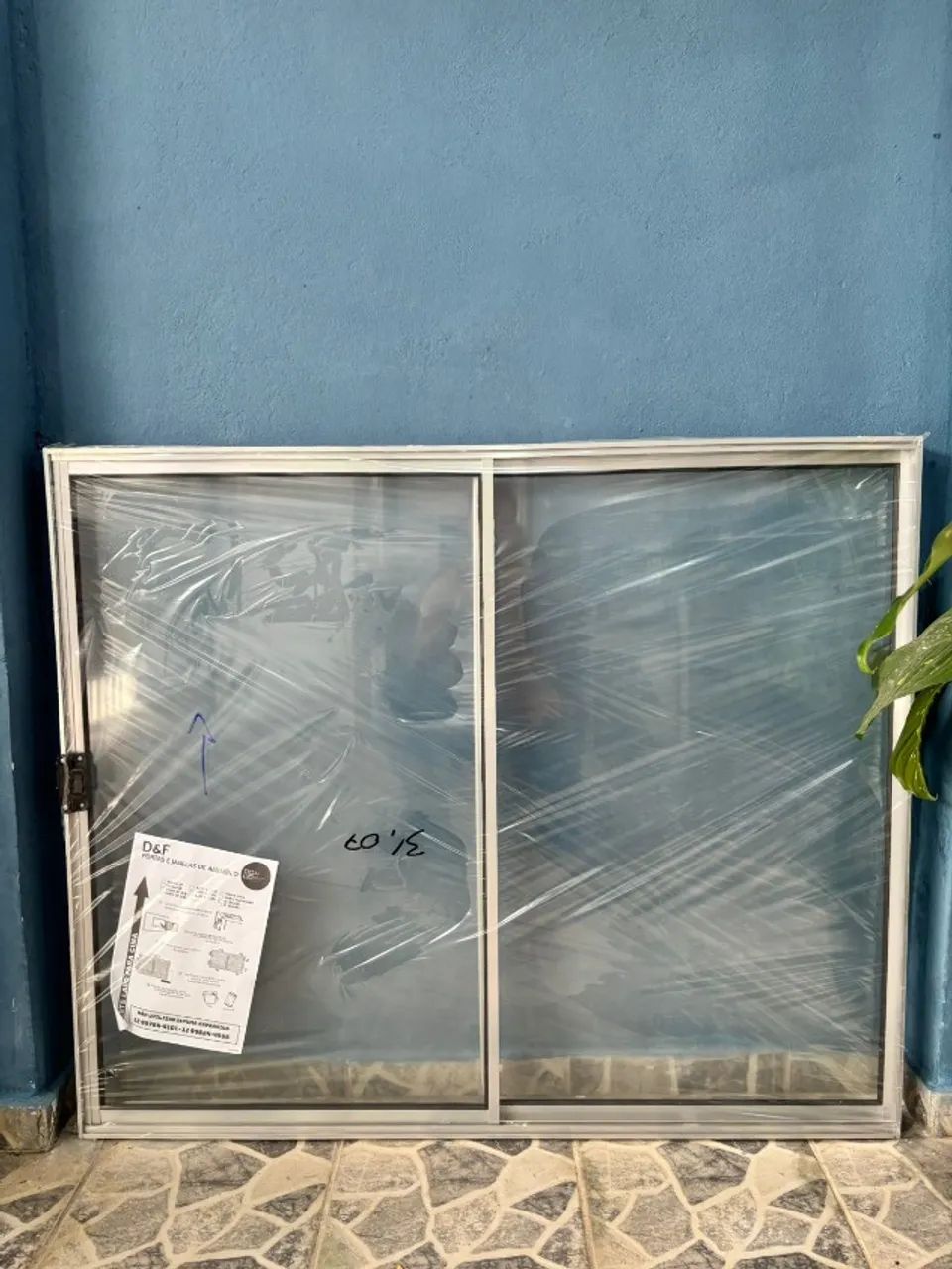 Vitro de Vidro com 4 Folhas - Foto 2