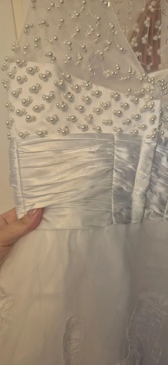 Vestido Branco Bordado - Foto 2