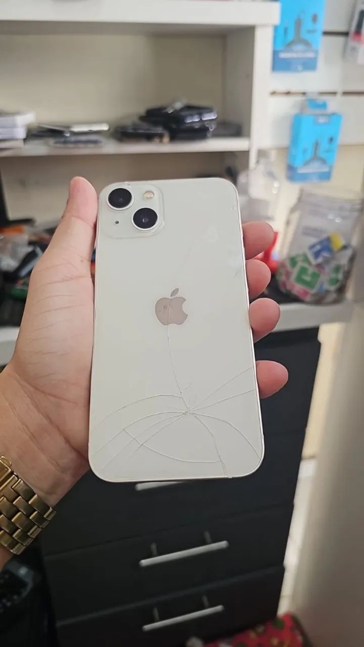 iPhone 13