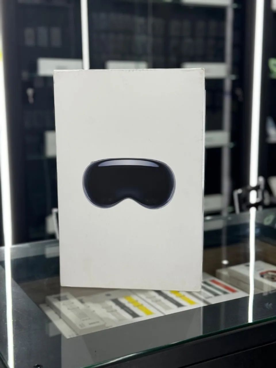 Apple Vision Pro 256GB - Periféricos e Acessórios de Computador