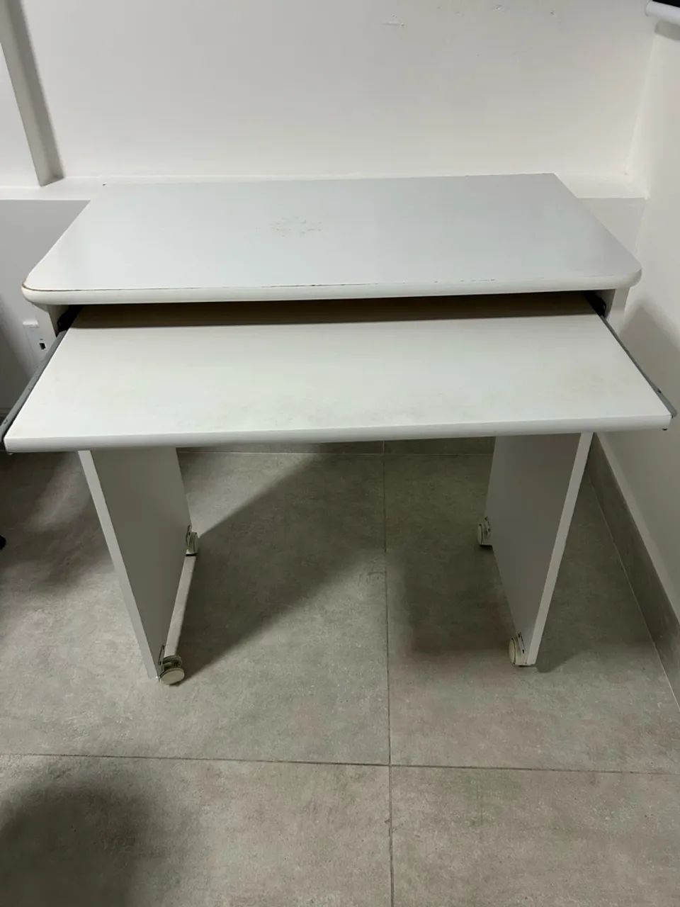 Mesa de estudo - Foto 3