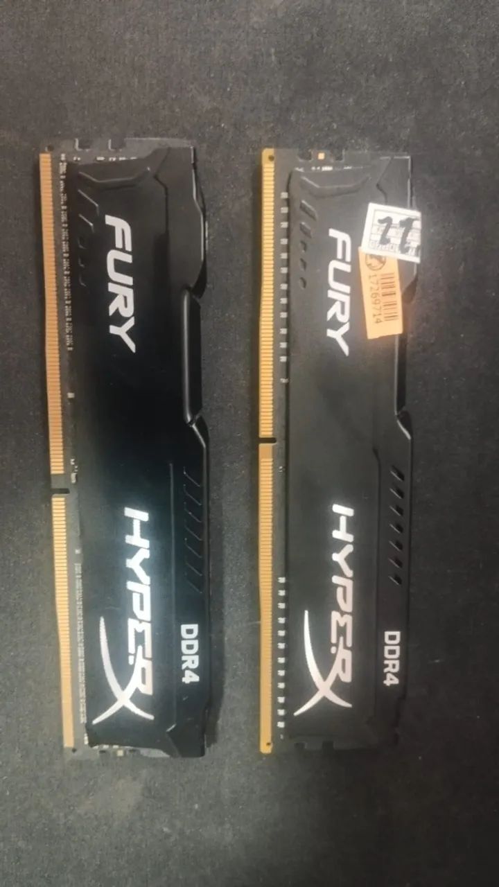2 x 8 GB DDR4 2400 Mhz HyperX - 16 GB Total - Memória RAM - Parque