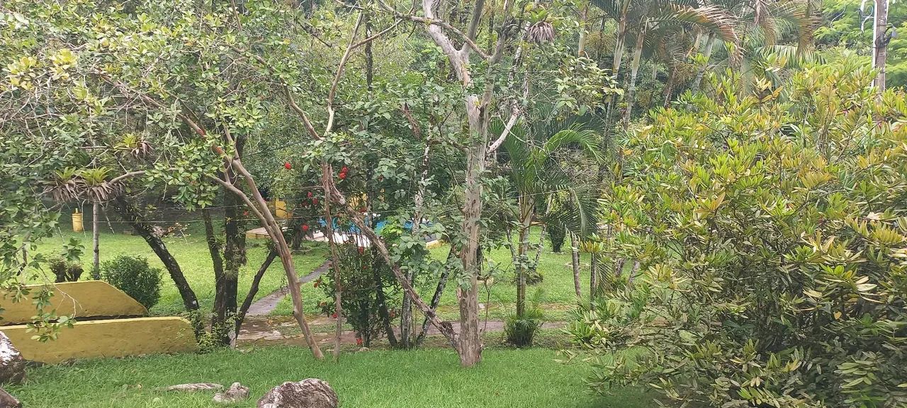 Ótima Chacara com piscina Pedro de Toledo SP