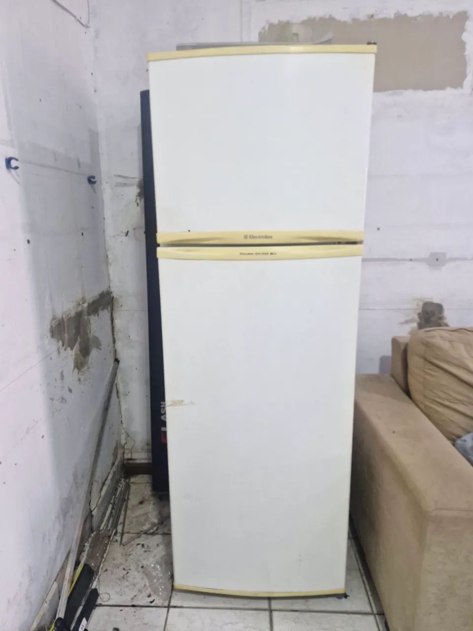 Geladeira 220V