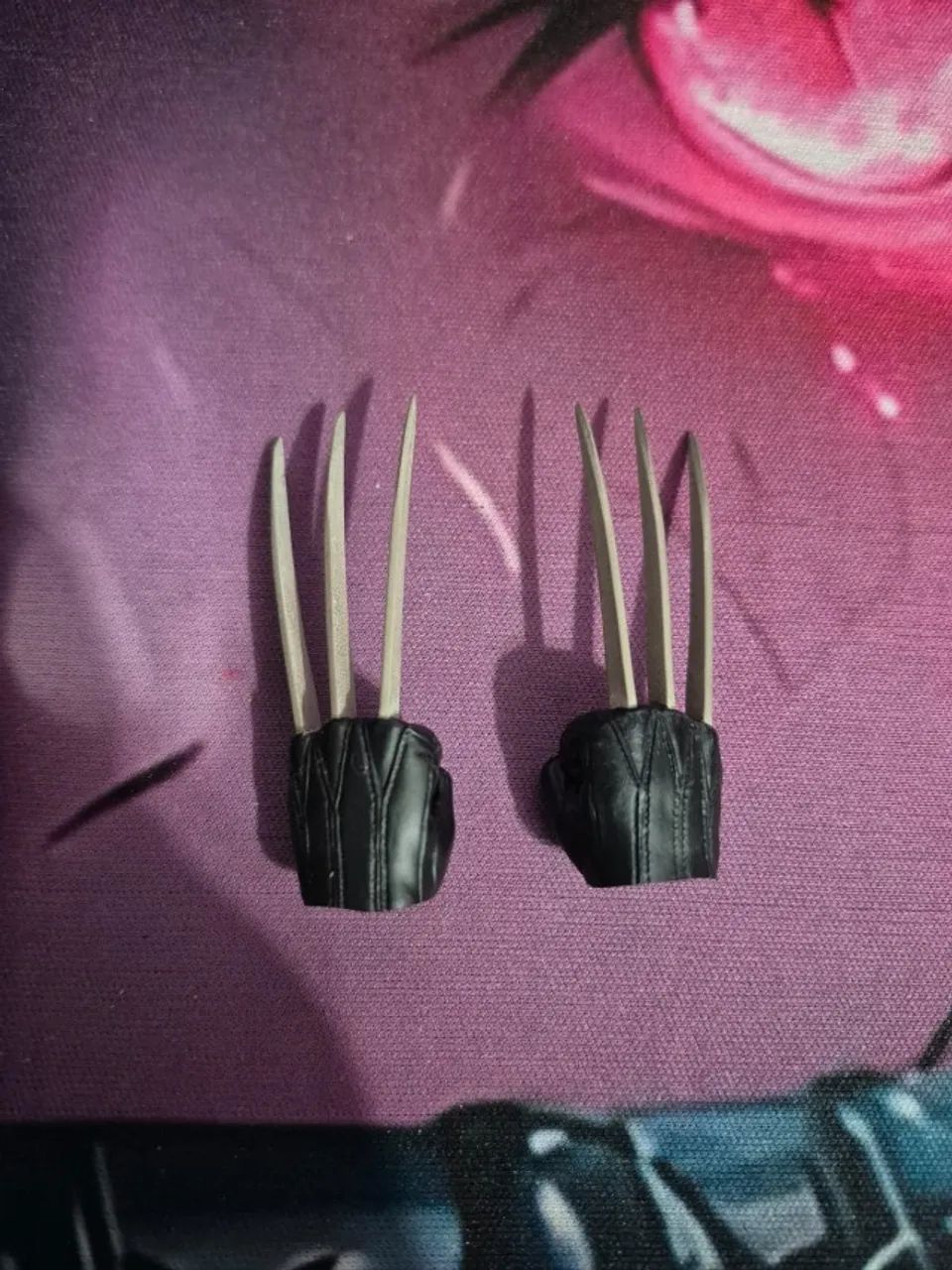 Hot Toys Wolverine Last Stand Par de mãos com garras - Foto 2
