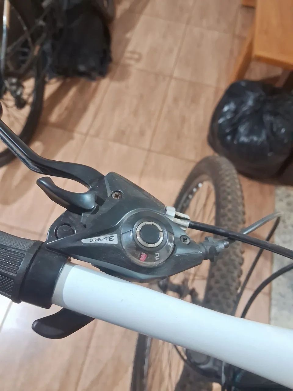 Bicicleta aro 29 hera - Foto 3