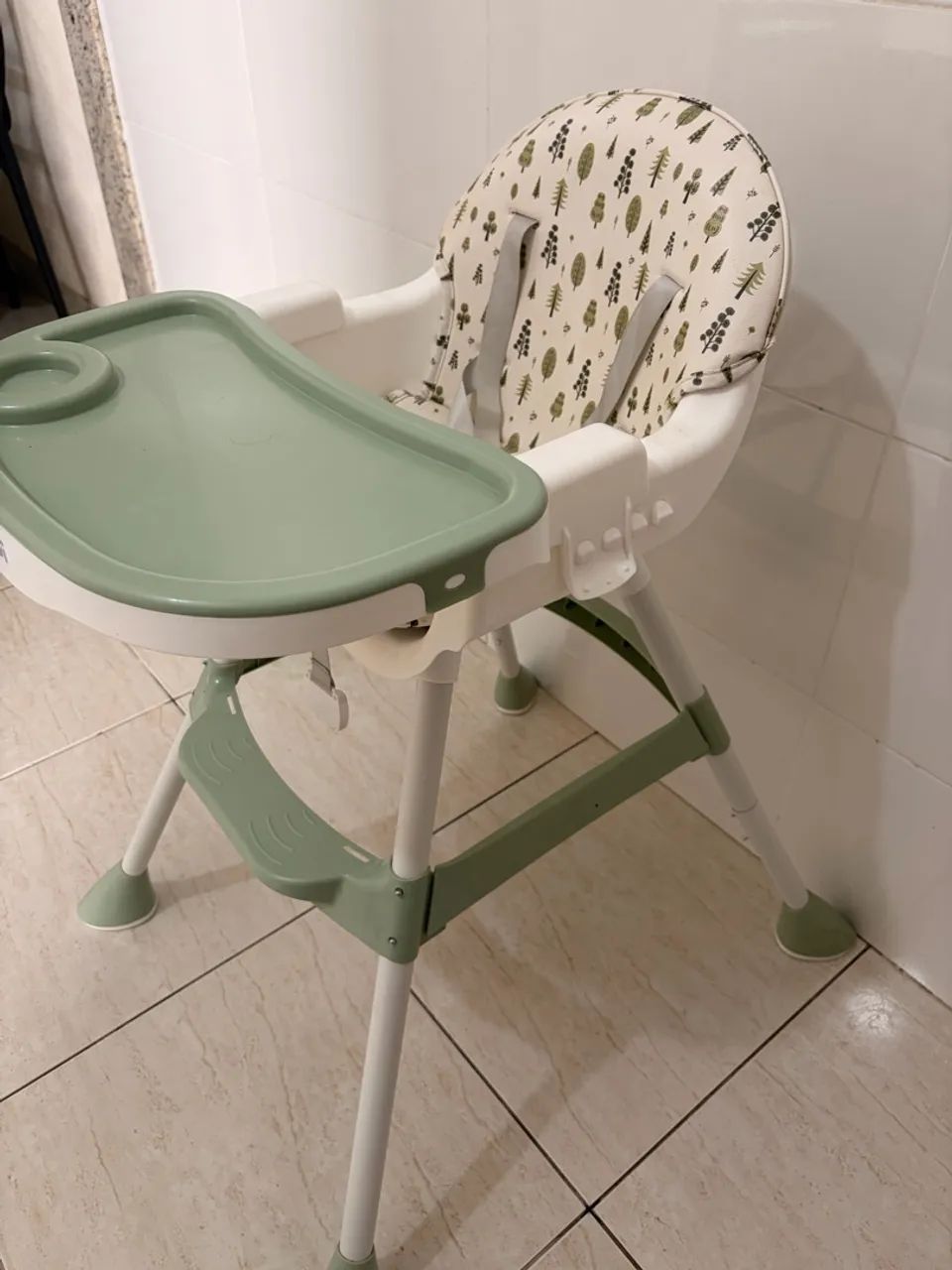 Cadeira alimentação  - Foto 3