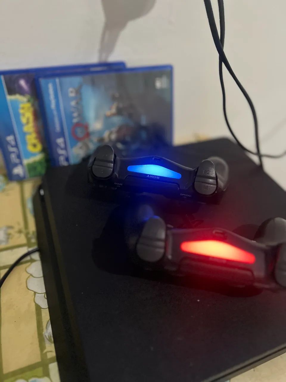 Ps4- 2 controles-1 terabytes 