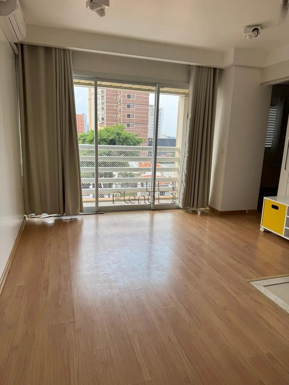 Apartamento para alugar em Campinas, Cambuí, com 1 quarto, com 61 m², Edifício Lens