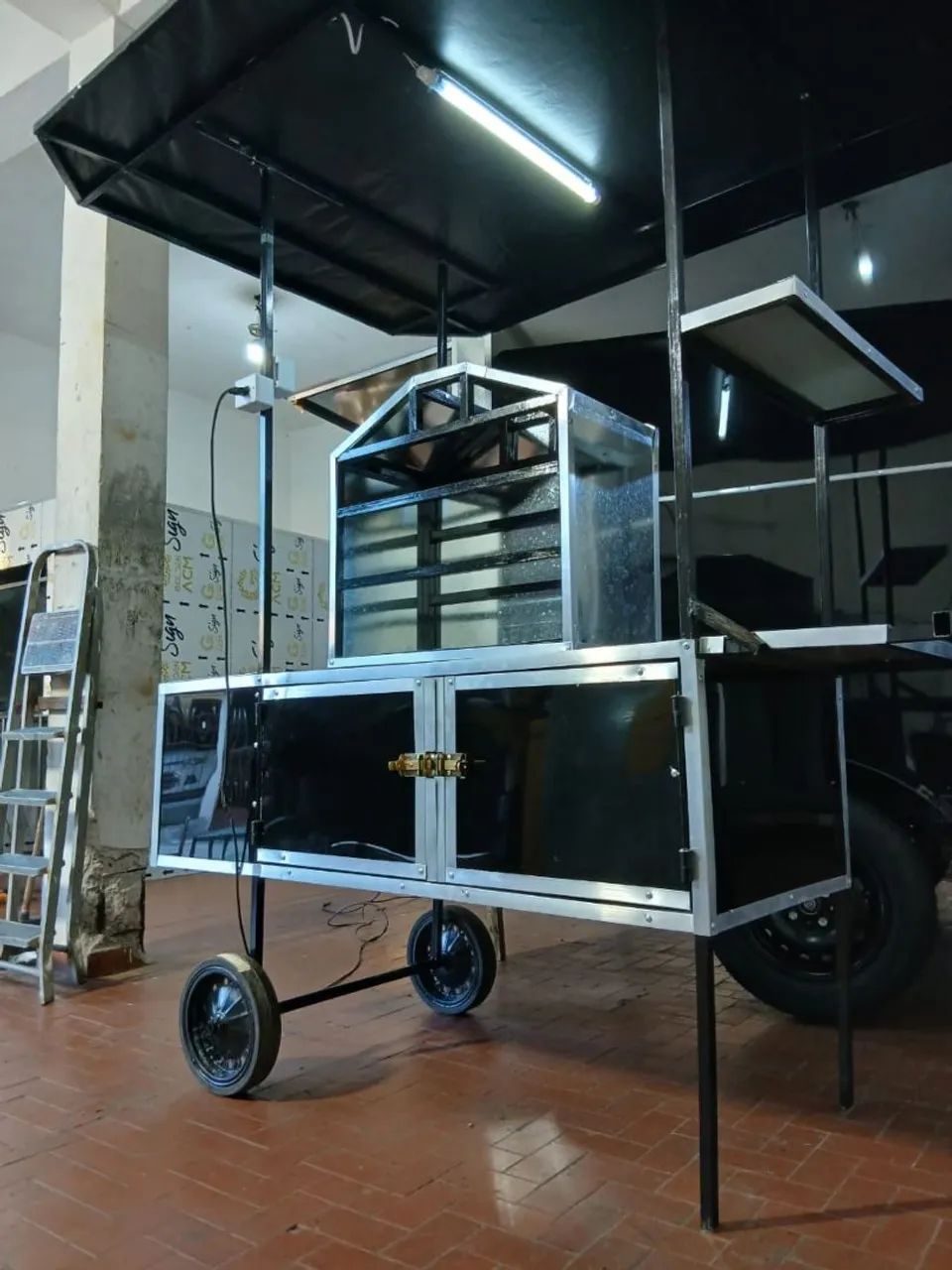 Carrinho de espetinho super promoção r$ 3500