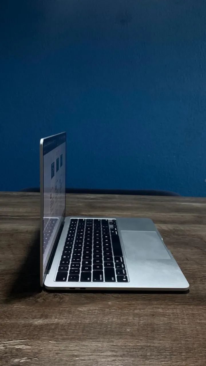 Macbook Air 13 2025 16Gb M4 512Gb- 1 Mês De Uso!!!!! - Notebooks