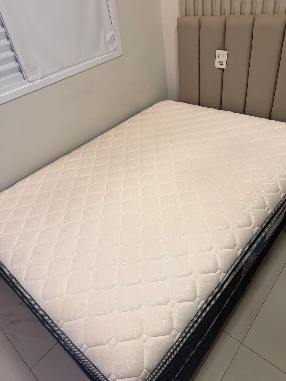 Cama de casal box