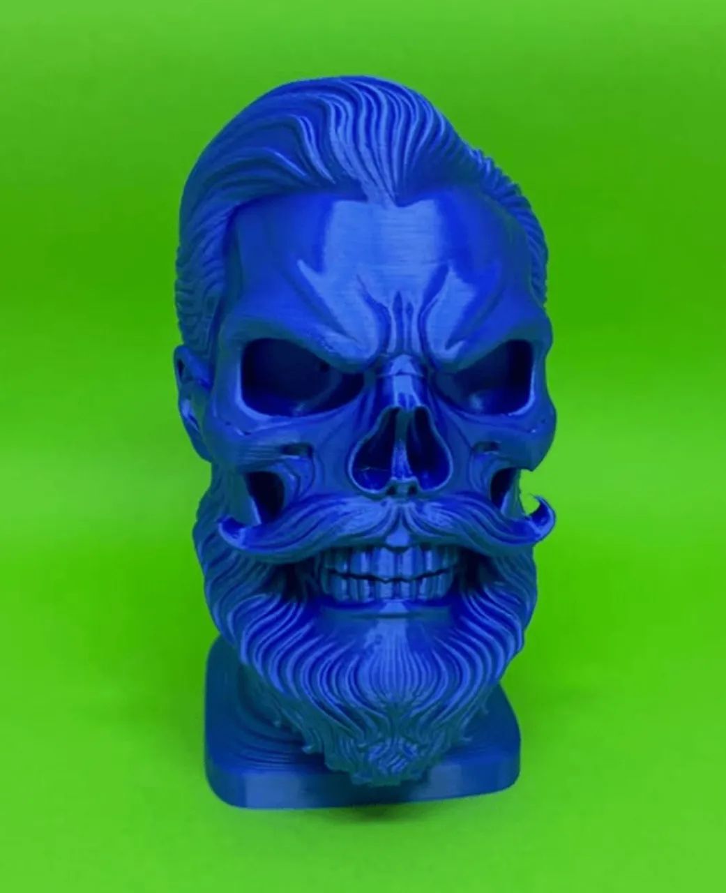 escultura caveira com barba e bigode - Foto 2