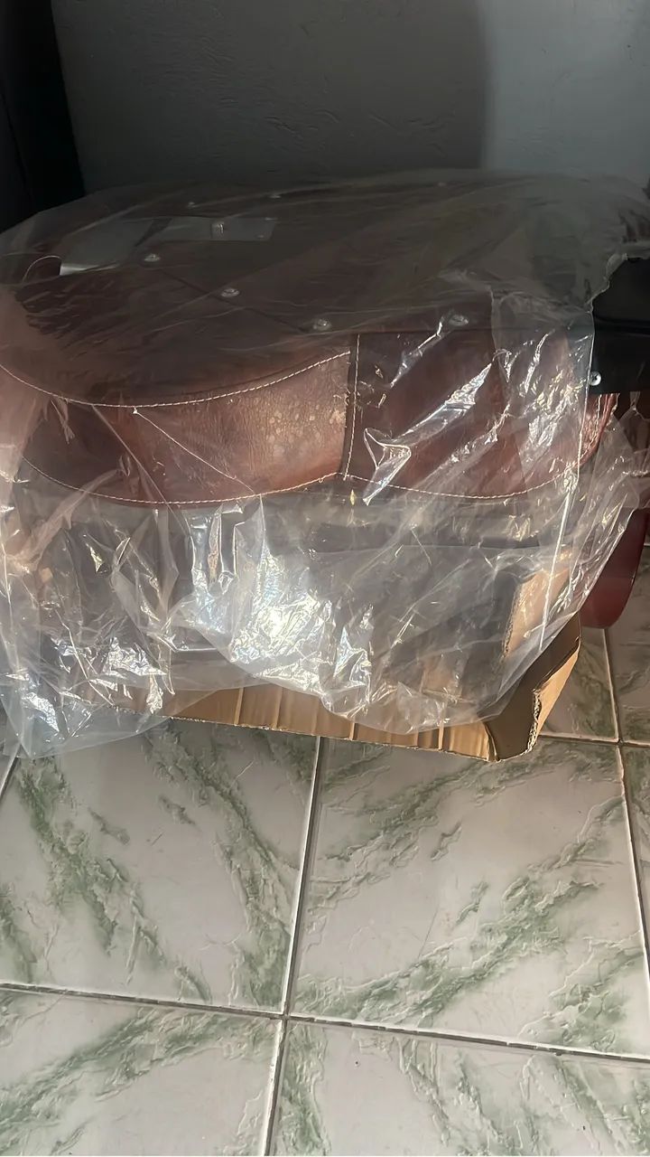 Cadeira poltrona barbeiro salão barbearia  - Foto 2