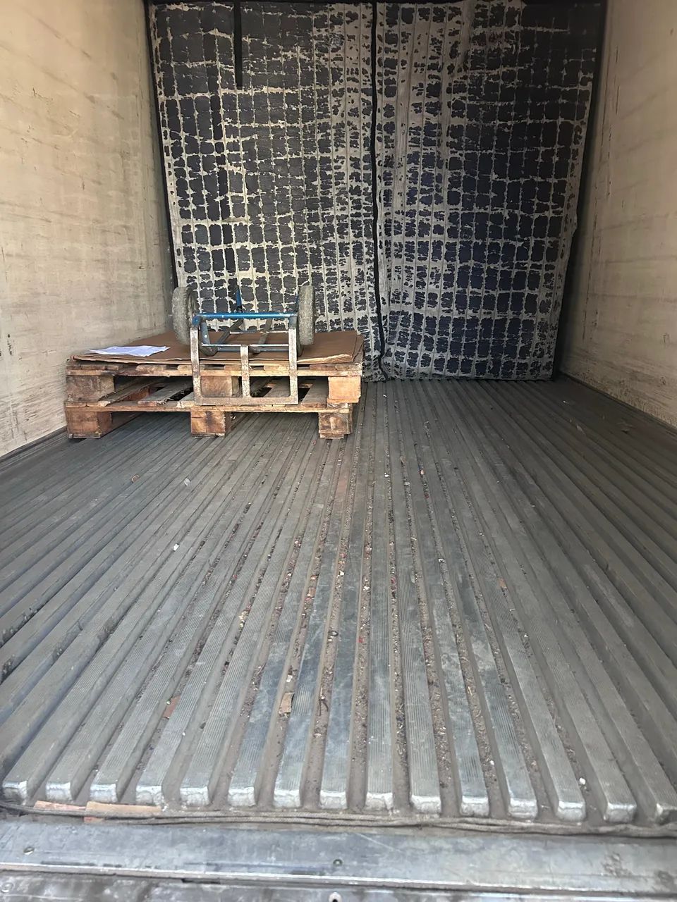 Vende-se Ford cargo 815e - Foto 4