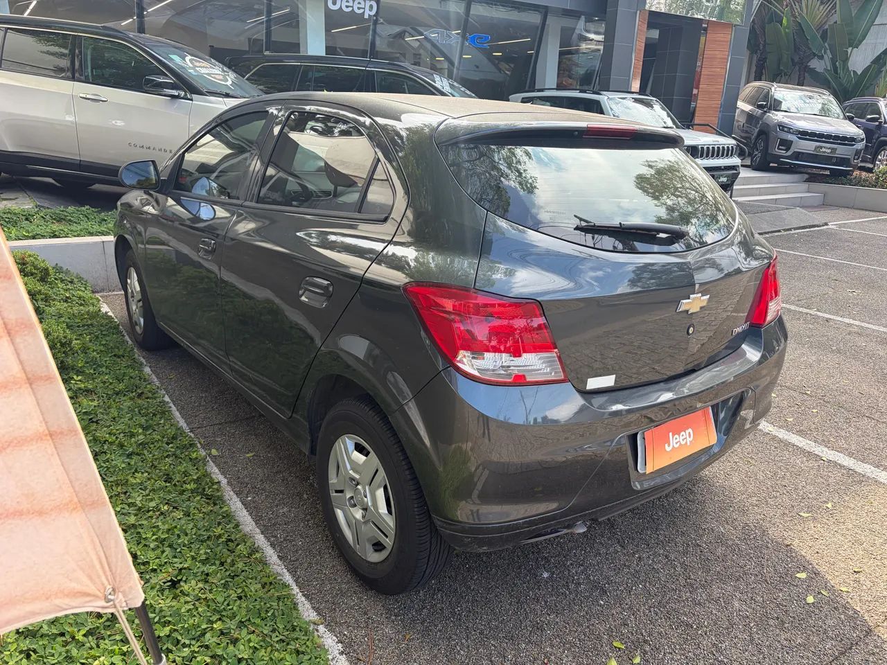 Chevrolet Onix ONIX HATCH LT 1.0 8V FlexPower 5p Mec. 2016