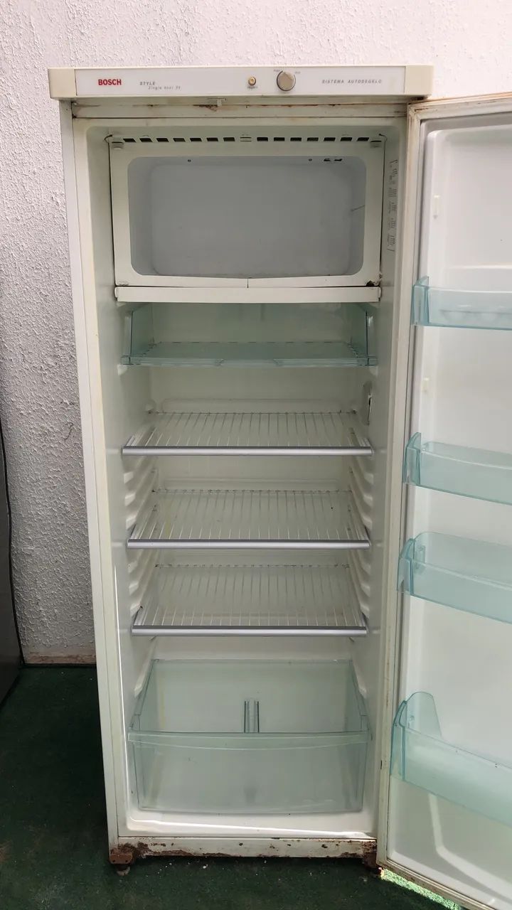 Geladeira Bosch | Sistema auto degelo ? - Foto 4