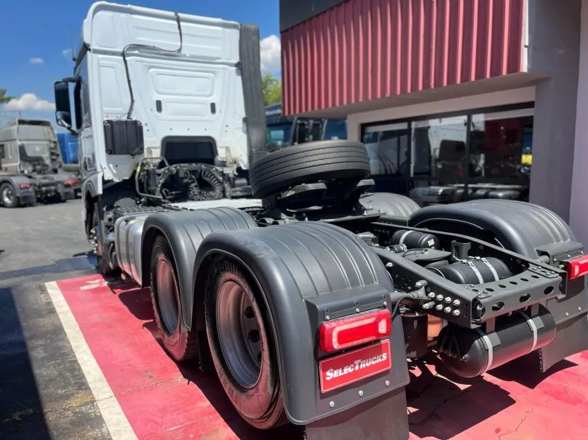 Mercedes-Benz Actros 2548 6x2. - Foto 12