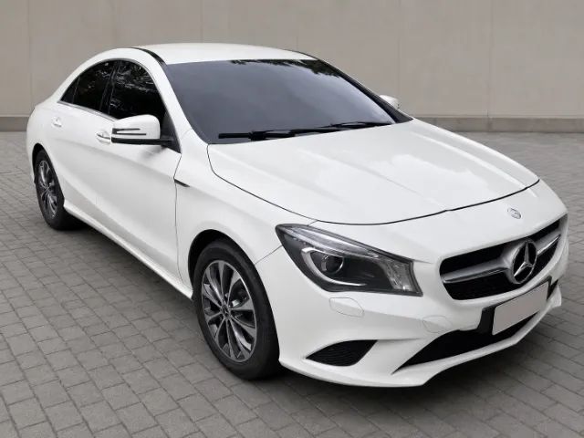 Mercedes-Benz Cla-200 2015