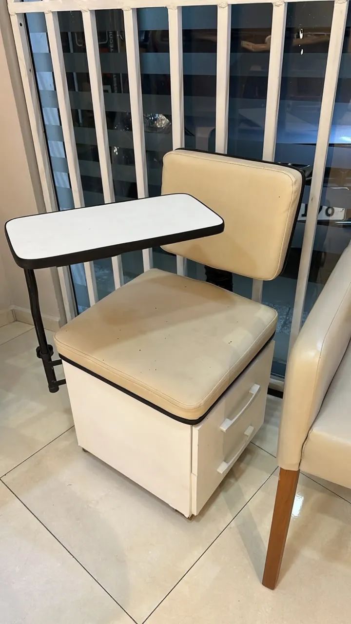 Ciradeira manicure