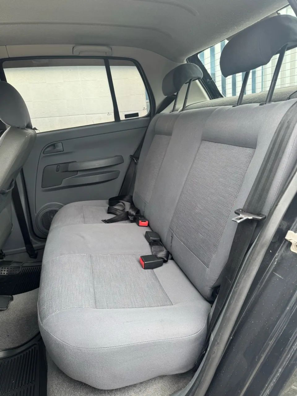Volkswagen Fox Plus 1.6Mi/ 1.6Mi Total Flex 8V 4p, foto 10 de 15
