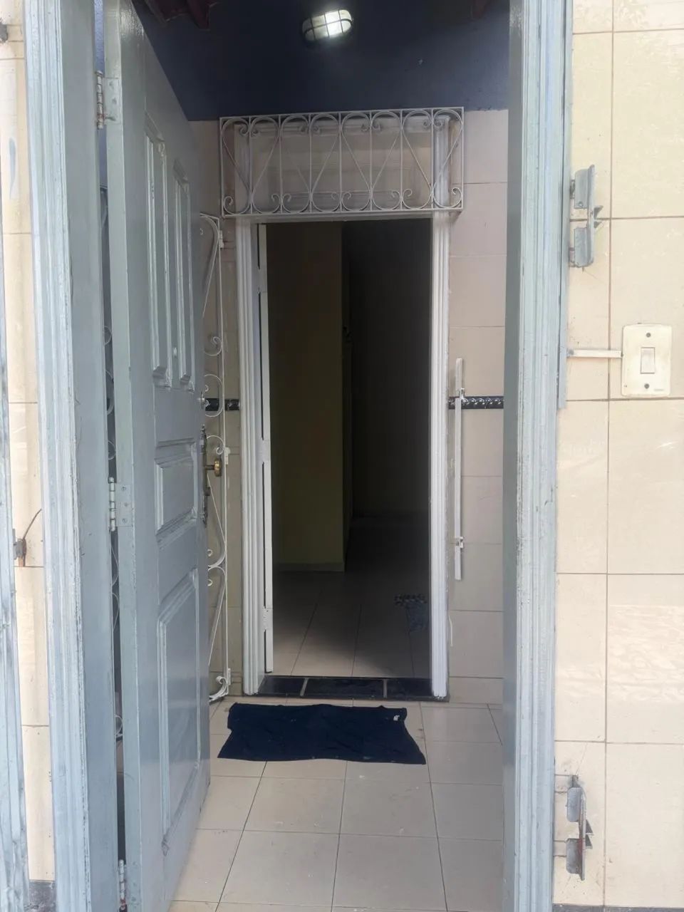 Casa moderna com 2 suítes + 1 quarto em área privilegiada na Cidade velha - Foto 2