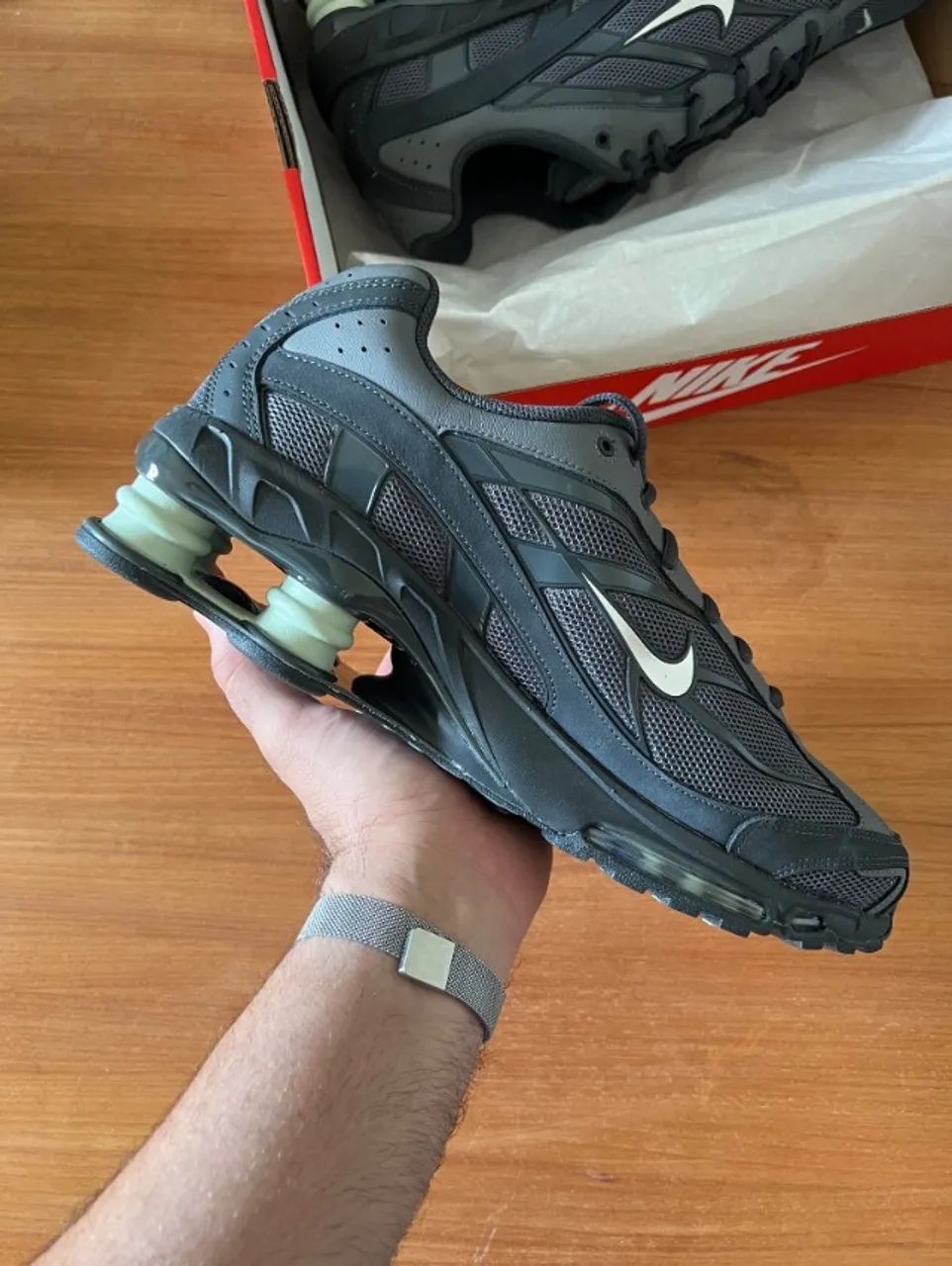 Tênis Nike Shox Ride 2 Iron Grey and Anthracite - Foto 4