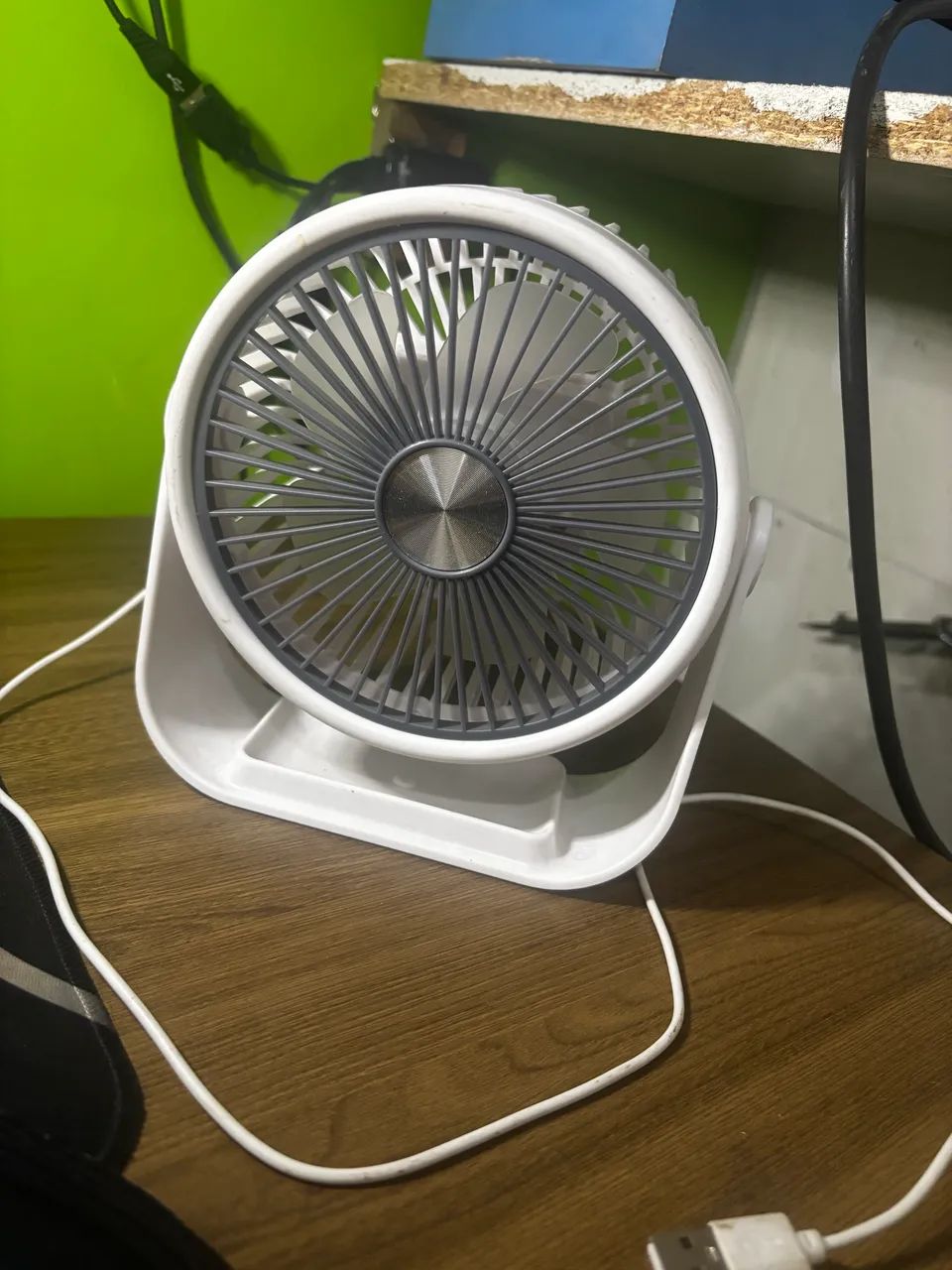 Mini Ventilador de Mesa USB - Silencioso e Prático - Foto 3