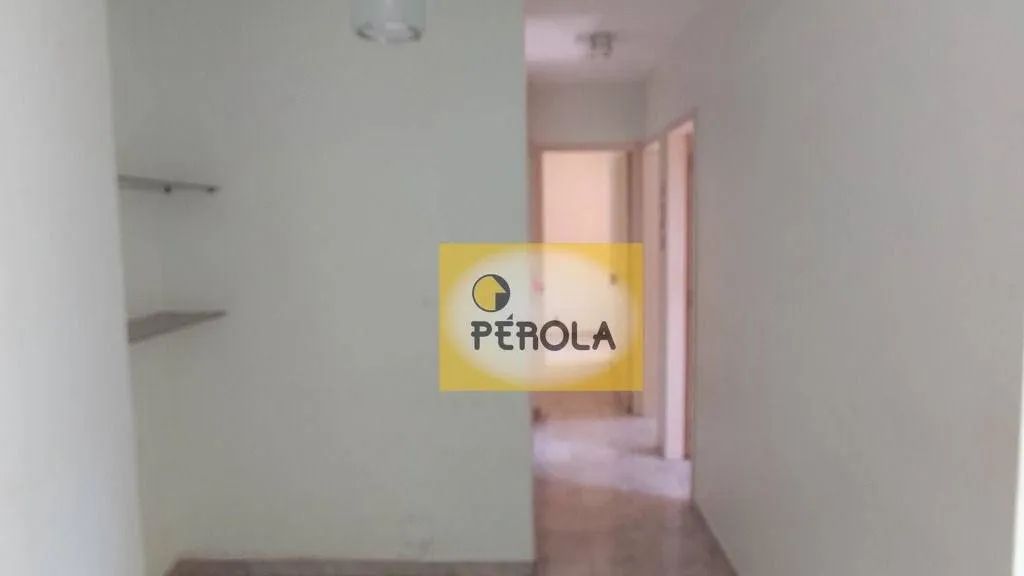 Apartamento desocupado 3 dormitórios com elevador e sacada - Foto 2