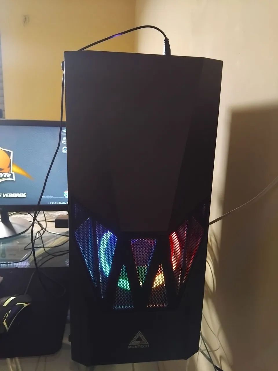 PC Gamer Completo Ryzen 5 5500 RX 7600 + 2 Monitores + Webcam + Microfone - Foto 4