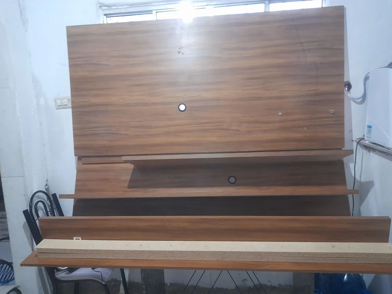 Painel para TV até 75 polegadas com dois balcão p sair logo 180 RS  - Foto 4