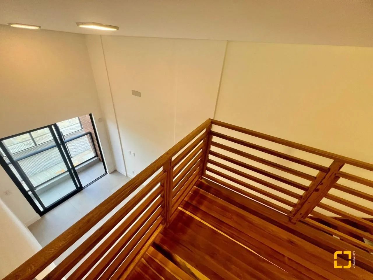 Apartamento estilo Loft - 2 dormitórios com garagem
