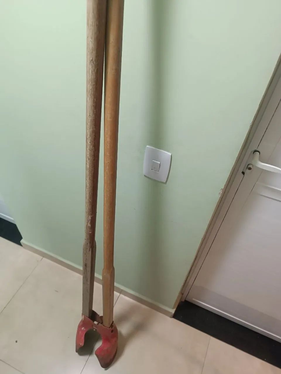 Vendo Algumas Ferramentas de Obra - Alavanca Cavadeira Riscadeira - Foto 2