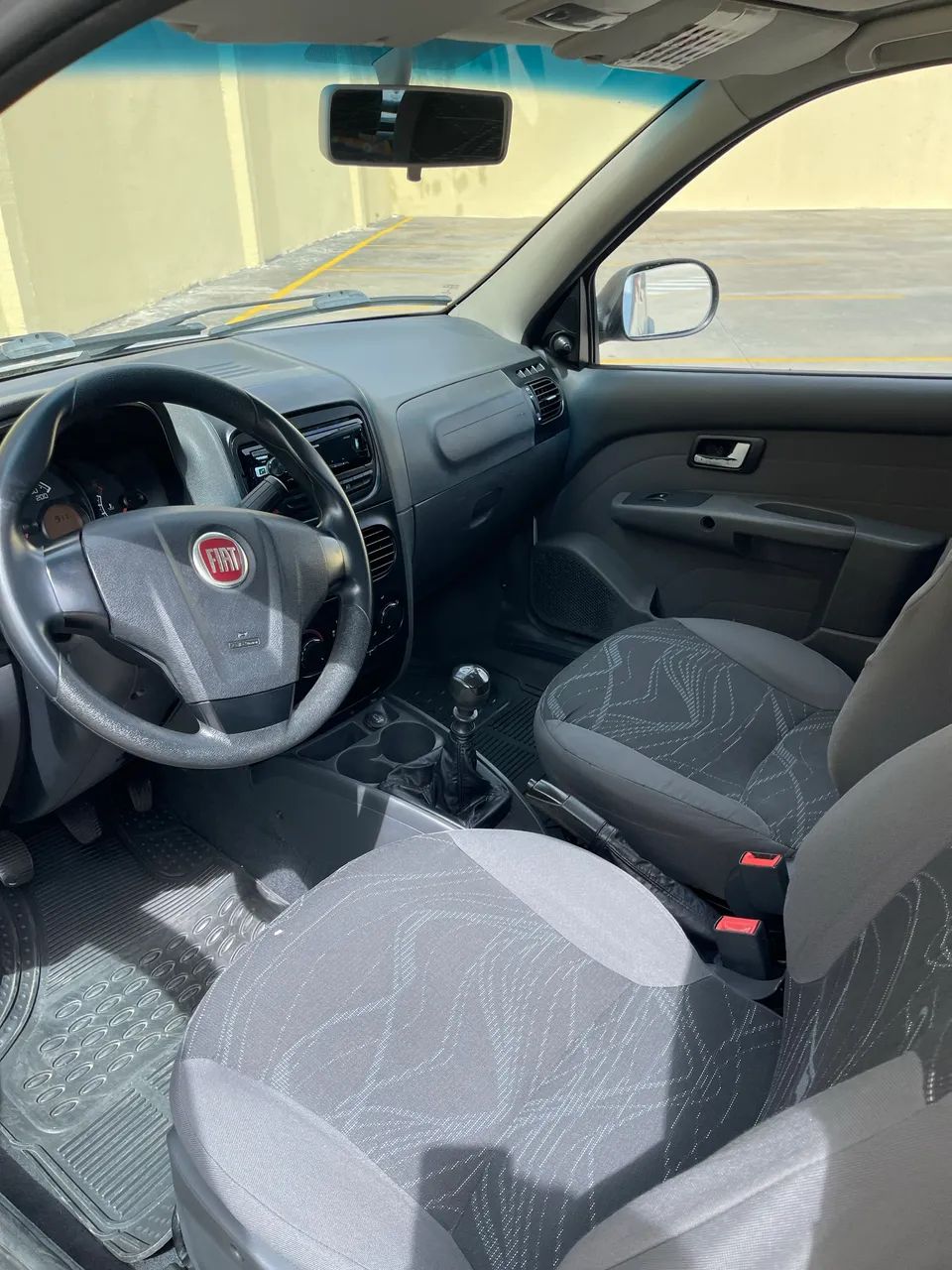 Fiat Strada Working 1.4 MPI Fire Flex 8V CD 2014 - Foto 4