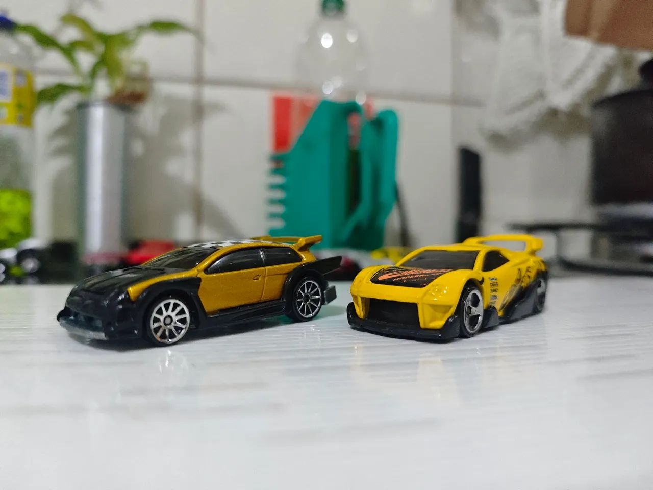 Kit dois carrinhos Hotwheels  - Foto 3